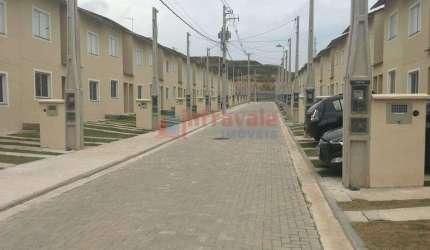 Sobrado de Condomínio com 2 quartos, Jardim Colônia, Jacareí - R$ 270 mil, Cod: 10216
