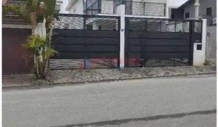 Sobrado com 3 quartos, Loteamento Villa Branca, Jacareí - R$ 1.48 mi, Cod: 13803