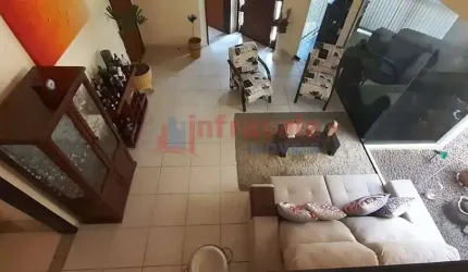 Casa de Condomínio com 3 dorms, Vila Zezé, Jacareí - R$ 1.27 mi, Cod: 12831