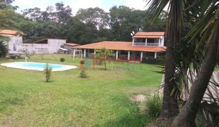 Chácara com 4 quartos, Chácaras Rurais Guararema, Jacareí - R$ 890 mil, Cod: 9865
