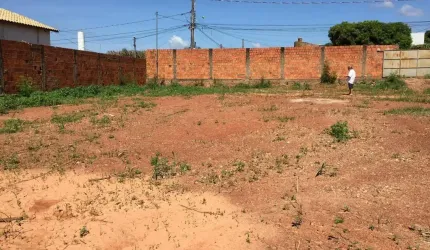 Terreno Lote 13 com 360 m2
