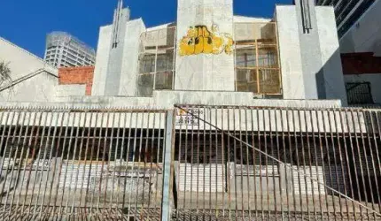 TERRENO COMERCIAL , OPORTUNIDADE PARA CONSTRUÇÃO DE PRÉDIOS !!