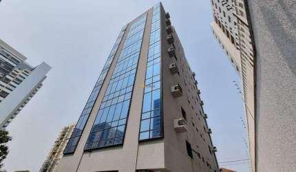 Edifício Comercial na Alameda Olga