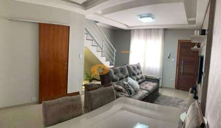 Sobrado em condomínio fechado na Vila Carrão, com 84 m², duas suítes lindas totalmente decoradas