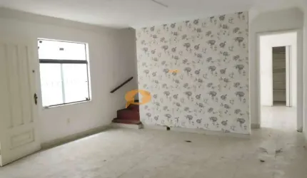 Amplo Sobrado no Klabin, 1 Suíte, 2 Quartos, 2 Vagas - São Paulo/SP