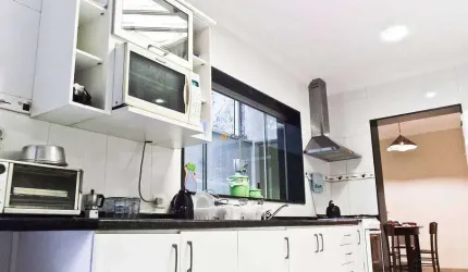 ?? Ampla Casa à Venda –Jardim da Glória - 6 Dormitórios, 4 Suítes e Muito Espaço para sua Família!