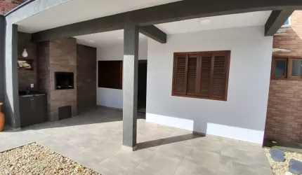 CASA NA PRAIA DO ERVINO 
SÃO FRANCISCO DO SUL-SC
