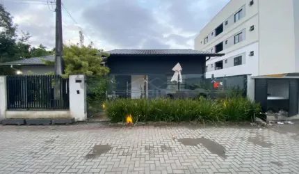 SALA COMERCIAL MOBILIADA PARA ALUGAR, R$ 3.350,00, BAIRRO MACHADOS NAVEGANTES/SC.