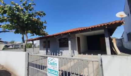 CASA PARA ALUGAR, R$ 2.800,00 CENTRO DE NAVEGANTES