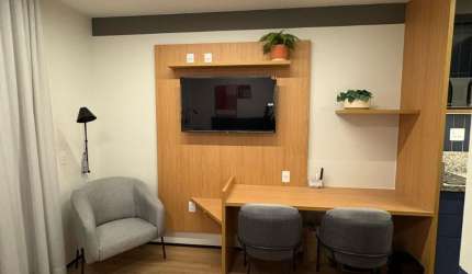 Studio totalmente mobiliado pronto para morar. Primeira locação.