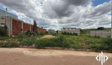 Imóvel para venda possui 300 metros quadrados em Residencial Cerejeiras II Etapa - Anápolis - GO