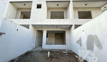 Sobrado para venda com 80 metros quadrados com 2 suites em Rio Pequeno - Camboriú - SC