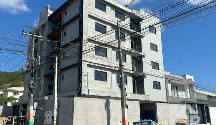 Apartamento a venda em Camboriú com 2 quartos sendo 1 suíte no bairro São Francisco de Assis!!