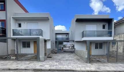 Sobrado à venda no bairro Ana Rech - Caxias do Sul/RS