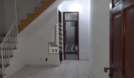 Casa em condomínio fechado com 2 quartos à venda na Rua Coronel Camisão, Cordovil, Rio de Janeiro, 58 m2 por R$ 258.000