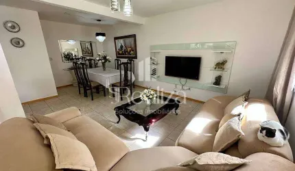 CASA  com três quartos sendo um closet a 
VENDA EM ILHÉUSZONA SUL DE ILHÉUS