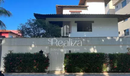 Casa à venda, na zona sul de Ilhéus, no Bairro São Francisco, com 4 dormitórios, sendo 3 suítes, pi