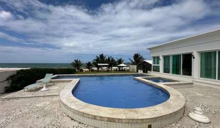 VENDO LUXUOSA CASA DUPLEX COM 6 QUARTOS EM INTERLAGOS