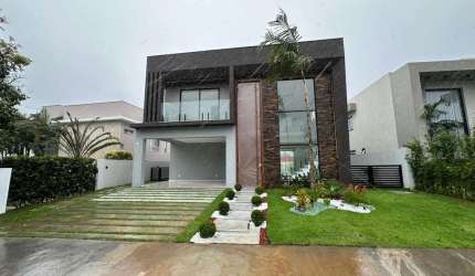 VENDO CASA DUPLEX COM 4 SUÍTES EM ALPHAVILLE LITORAL NORTE