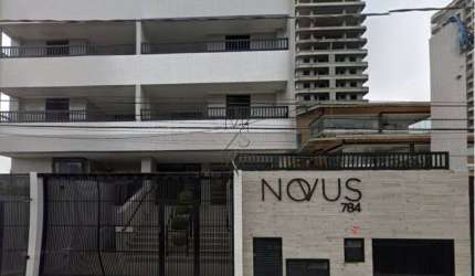 Apartamento à venda no bairro Guilhermina, Praia Grande. 71m², 2 dormitórios (1 suíte), 1 vaga, a poucos metros da praia. Entrada de R$ 75 mil + parcelas. Oportunidade!