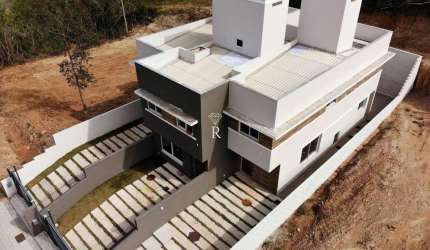 Casa em condomínio fechado com 3 quartos à venda no Saco Grande, Florianópolis  por R$ 751.000