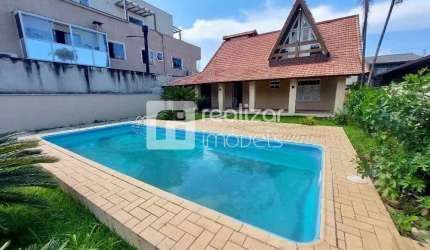 Casa com 4 quartos para alugar no Morro das Pedras, Florianópolis  por R$ 7.000
