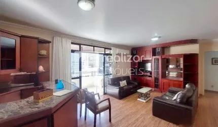 Apartamento com 3 quartos para alugar no Centro, Florianópolis  por R$ 4.900
