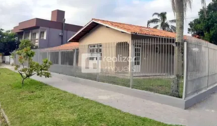 Casa com 4 quartos para alugar no Daniela, Florianópolis  por R$ 8.000