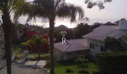 Terreno em condomínio fechado à venda no Cacupé, Florianópolis  por R$ 2.200.000