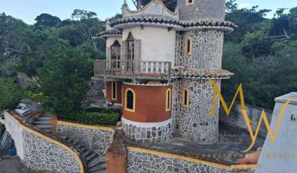 Espaço Castelo, em Búzios para arrendamento.