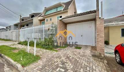 Sobrado com 3 dormitórios à venda, 134 m² por R$ 679.900 - Fazendinha - Curitiba/PR
