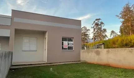 Casa a venda com 2 quartos
