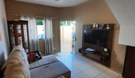 Sobrado a venda em Lorena