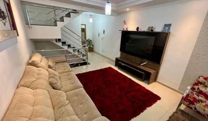 Casa geminada 4 quartos para locação no Xangrila