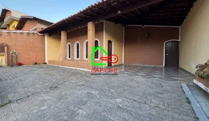 Impecável casa à venda no Centro de Vinhedo-SP: 2 quartos, 2 salas, 2 banheiros, 2 vagas de garagem, 173m² de área.