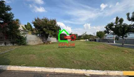 Terreno à venda em condomínio em Vinhedo-SP, bairro Bosque, com 987m² de área.