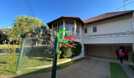 Casa em condomínio no Bosque, Vinhedo-SP: 3 quartos, 3 suítes, 2 salas, 4 banheiros, 3 vagas, 240m². Venha conferir!