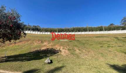 Terreno à venda no Condomínio Vale das águas.