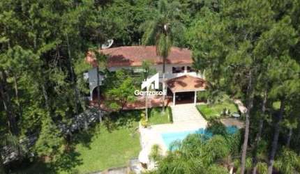 Condominio Residencial Fazendinha Granja Vianna - Casa Alto Padrão em Chácara dos Junqueiras, Carapicuíba/SP
