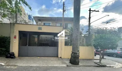 Sobrado com 4 Quartos - Brooklin