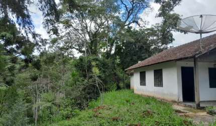 Casa/terreno em Mury