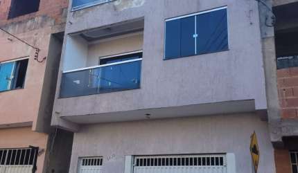 CASA DUPLEX NA AVENIDA ESEPRANÇA