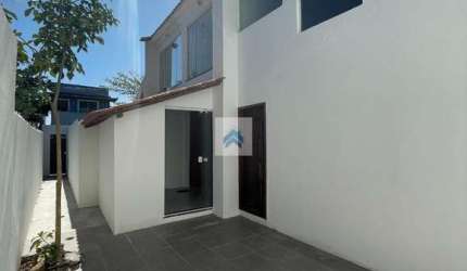 Casa à venda em Armação dos Búzios, São José, com 2 quartos, com 80 m²