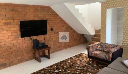 Casa à venda em Cabo Frio, Peró, com 2 suítes, com 127 m²