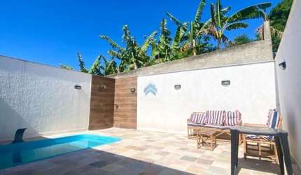 Casa à venda em Cabo Frio, Guriri, com 2 quartos, com 101 m²