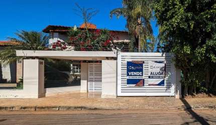 Casa com 5 suítes no Lago Norte