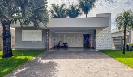Casa de Porteira Fechada no Condomínio Itirapuã  Marialva