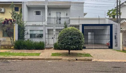 Sobrado Charmoso e Moderno com Automação Alexa em Jardim Bela Vista - Maringá