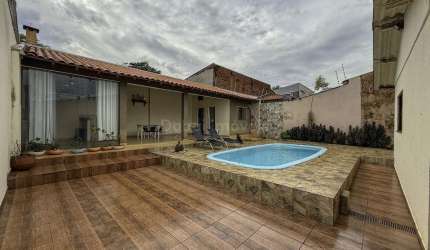 Casa localizada no  CONJUNTO RESIDENCIAL JOAO DE BARRO CIDADE CANÇAO
