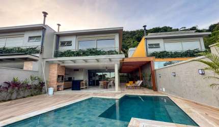 Casa em Condomínio na Praia de Juquehy - VENDA e LOCAÇÃO ANUAL